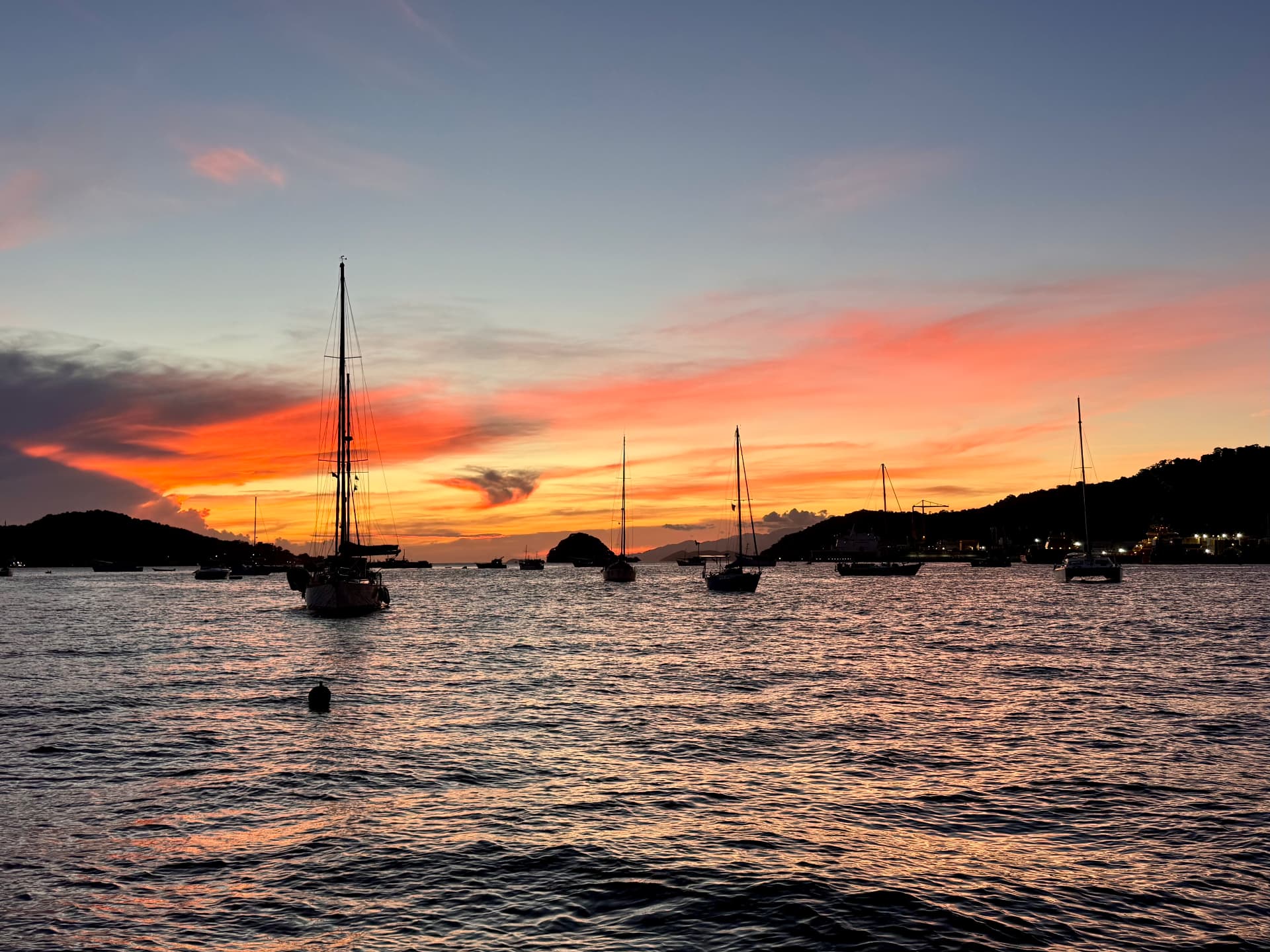Sonnenuntergang über der Bucht von Chaguaramas